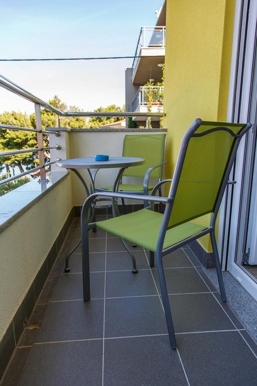 Nemira Sunny Apartments Omiš Quarto foto